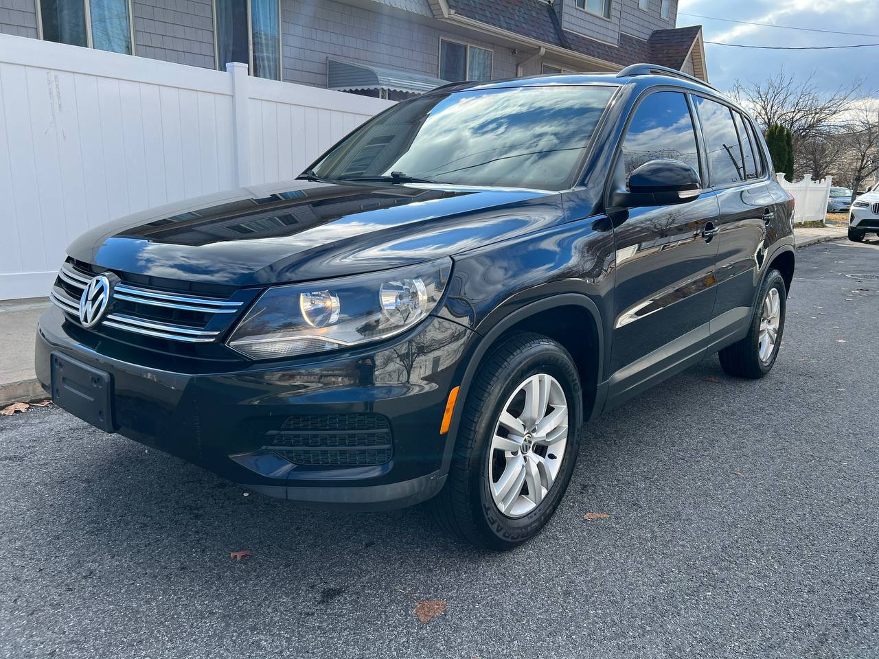 Used Car - 2017 Volkswagen Tiguan 2.0T S 4Motion AWD for Sale in Staten Island, NY