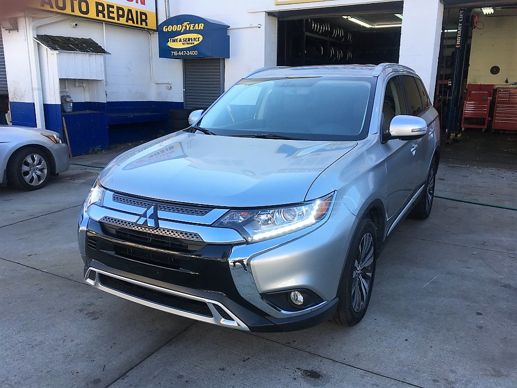 Used Car - 2019 Mitsubishi Outlander SEL AWD for Sale in Staten Island, NY