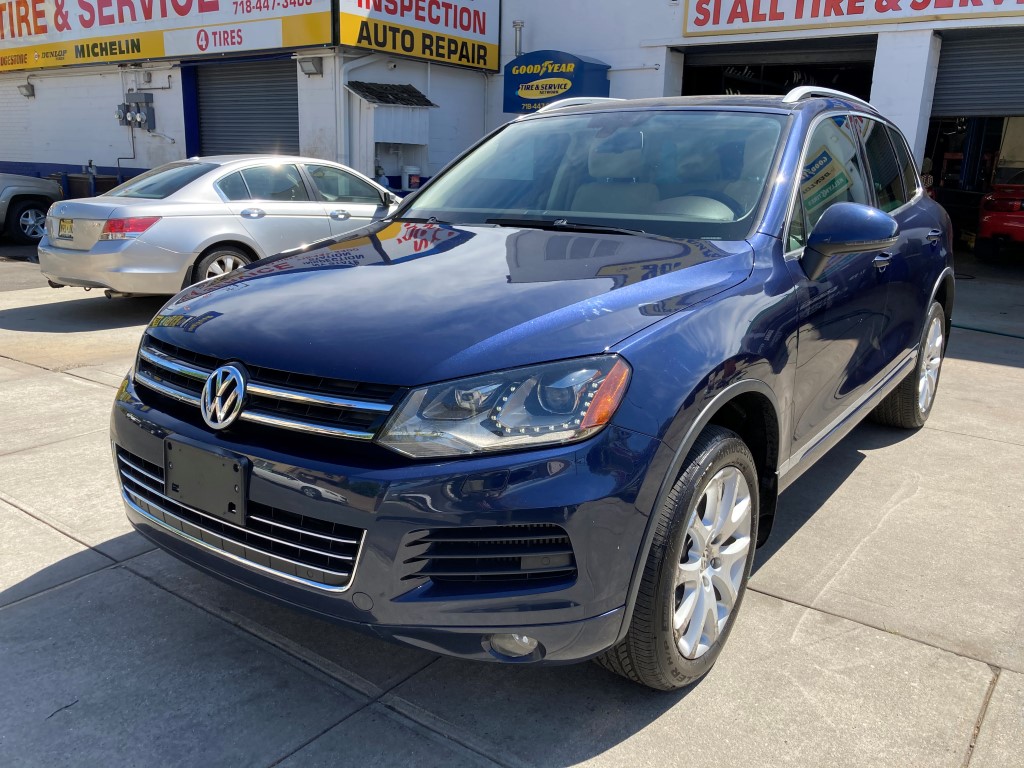 Used Car - 2012 Volkswagen Touareg TDI Lux AWD for Sale in Staten Island, NY