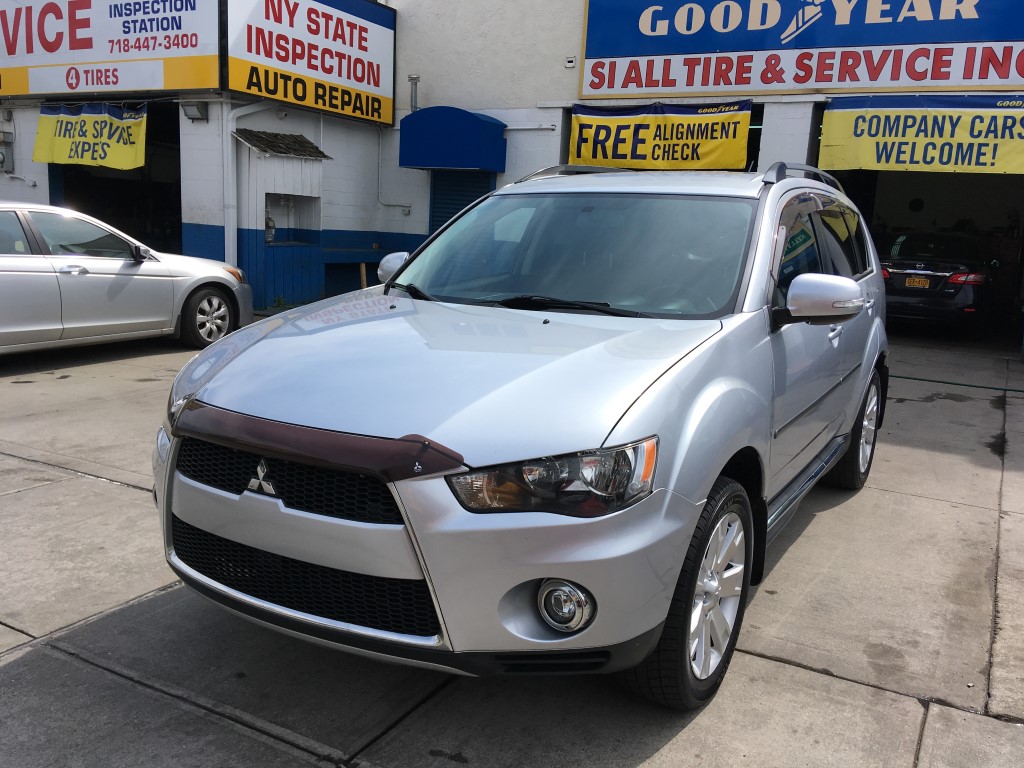 Used 2013 Mitsubishi Outlander SE SUV 6,990.00