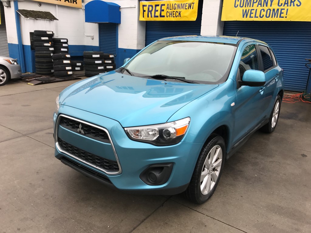 Used 2013 Mitsubishi Outlander ES SUV 8,990.00