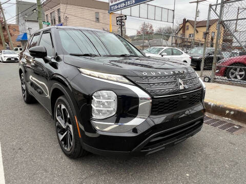 Used Car - 2021 Mitsubishi Outlander ES for Sale in Staten Island, NY