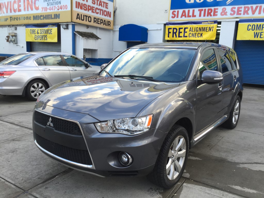 Used 2011 Mitsubishi Outlander XLS SUV 9,990.00