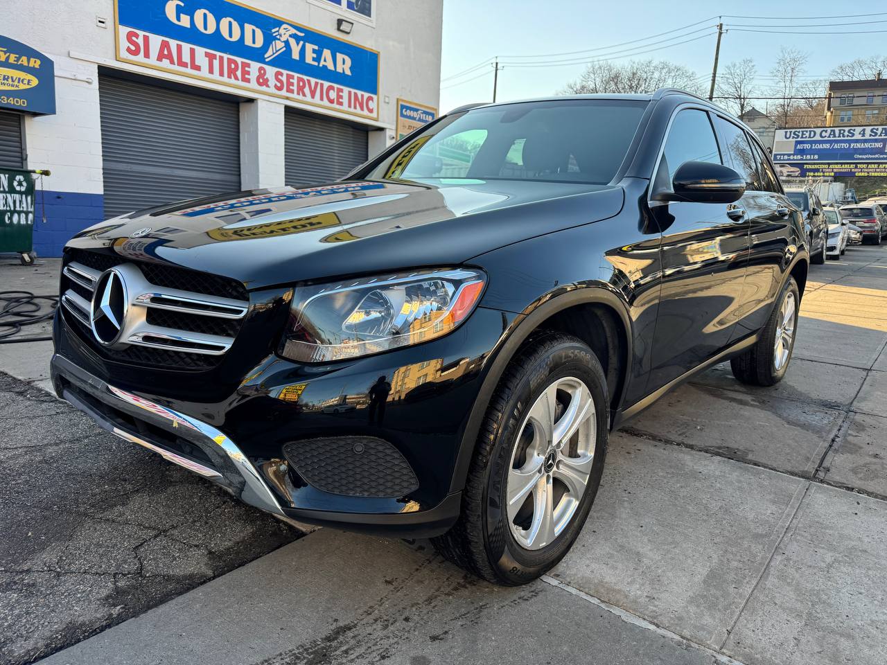 Used Car - 2018 Mercedes-Benz GLC 300 for Sale in Staten Island, NY