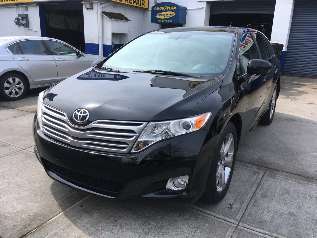 Toyota Venza 2014: Penawaran Menarik untuk SUV Crossover yang Handal