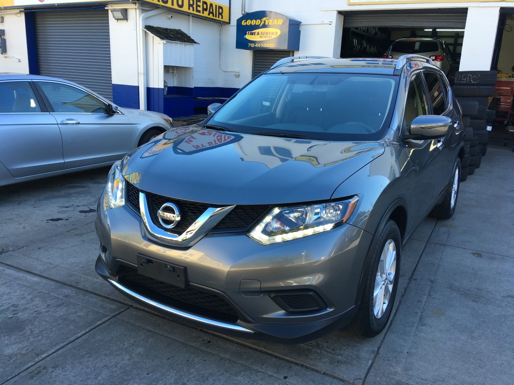 Used Car - 2016 Nissan Rogue SV for Sale in Staten Island, NY