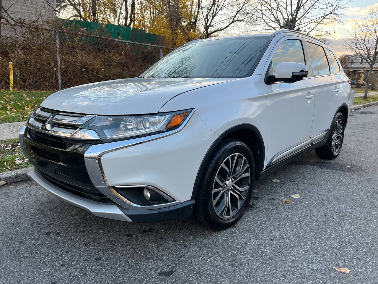 Used Car - 2017 Mitsubishi Outlander SEL for Sale in Staten Island, NY