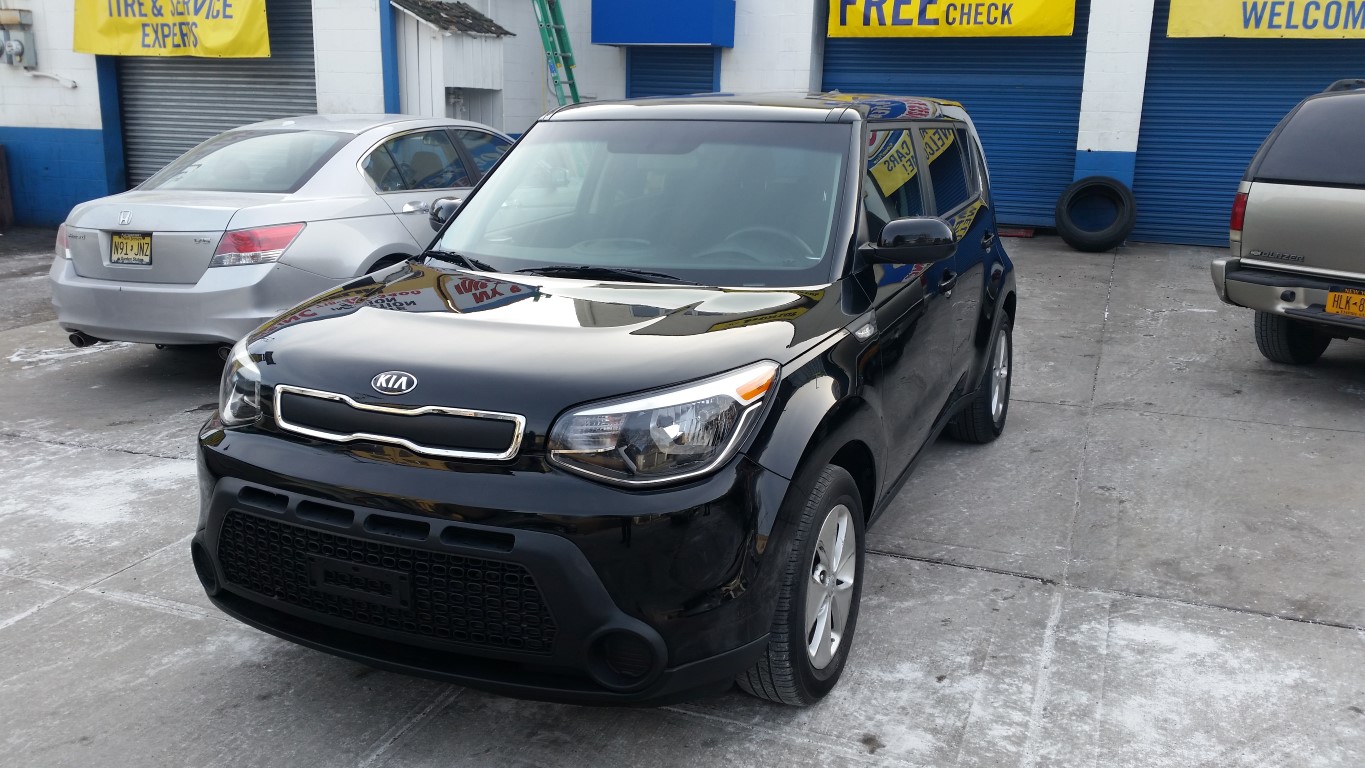 Used 2016 Kia Soul Wagon 9,990.00