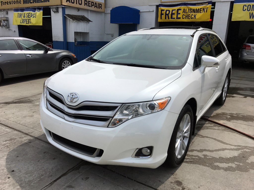 Used 2013 Toyota Venza LE SUV 14,690.00