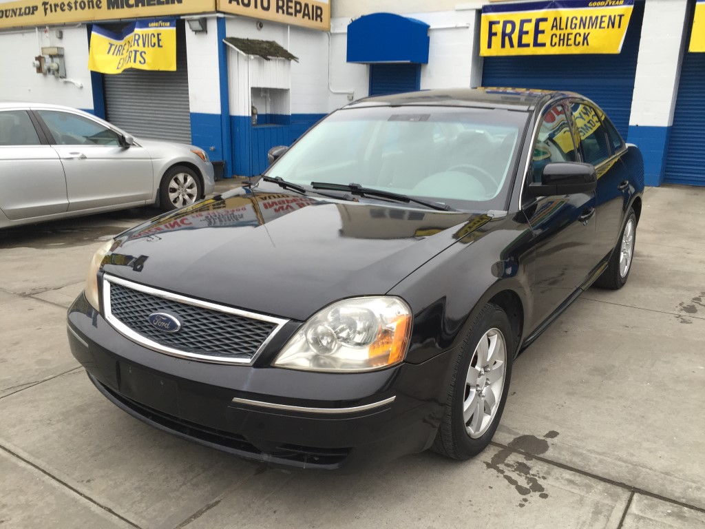 Used 2007 Ford Five Hundred SEL Sedan 4,390.00