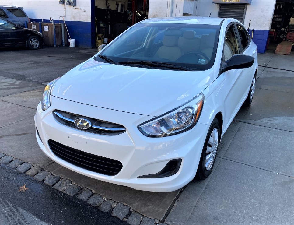 Used 2016 Hyundai Accent SE Sedan 9,990.00