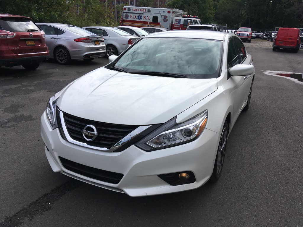 Used Car - 2017 Nissan Altima SV for Sale in Staten Island, NY
