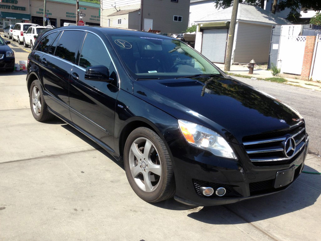 Used Car - 2011 Mercedes-Benz R350 for Sale in Staten Island, NY