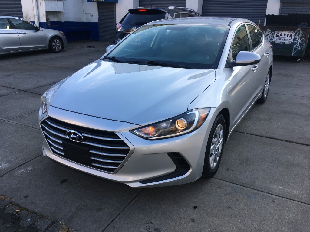 Used Car - 2017 Hyundai Elantra SE for Sale in Staten Island, NY