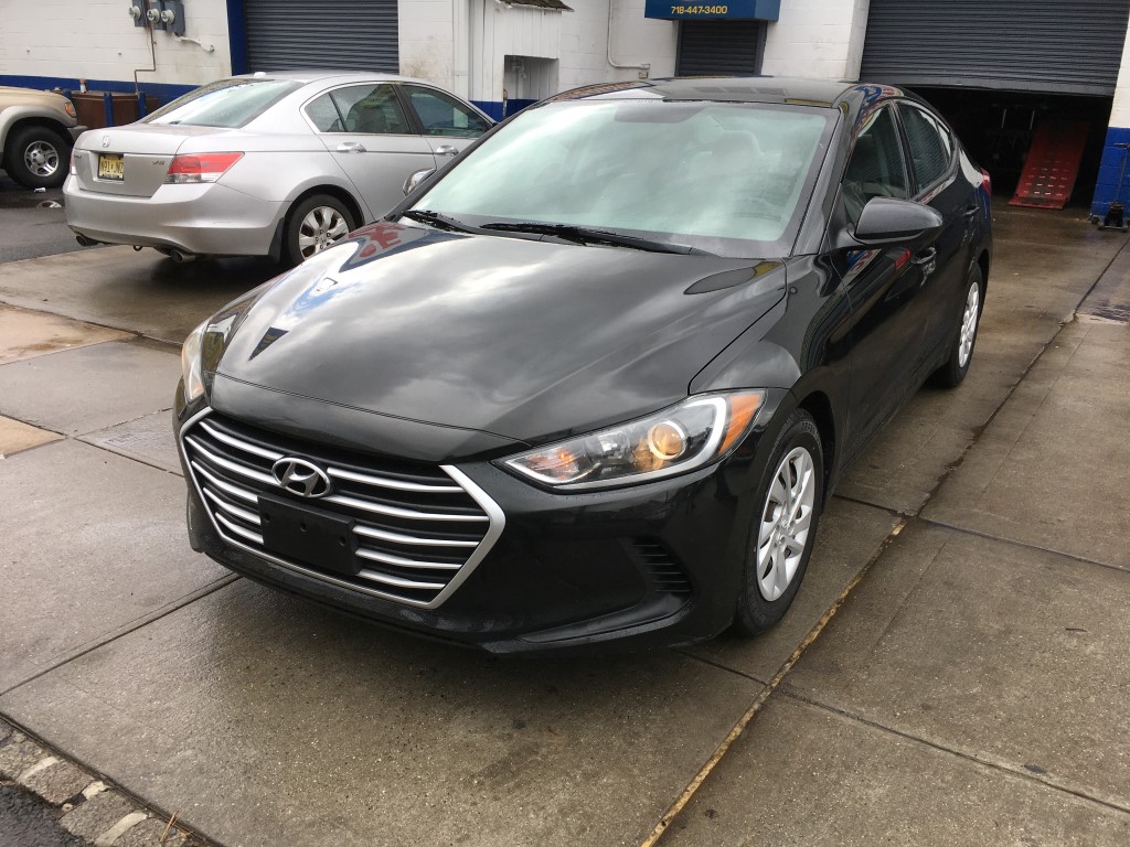 Used Car - 2017 Hyundai Elantra SE for Sale in Staten Island, NY