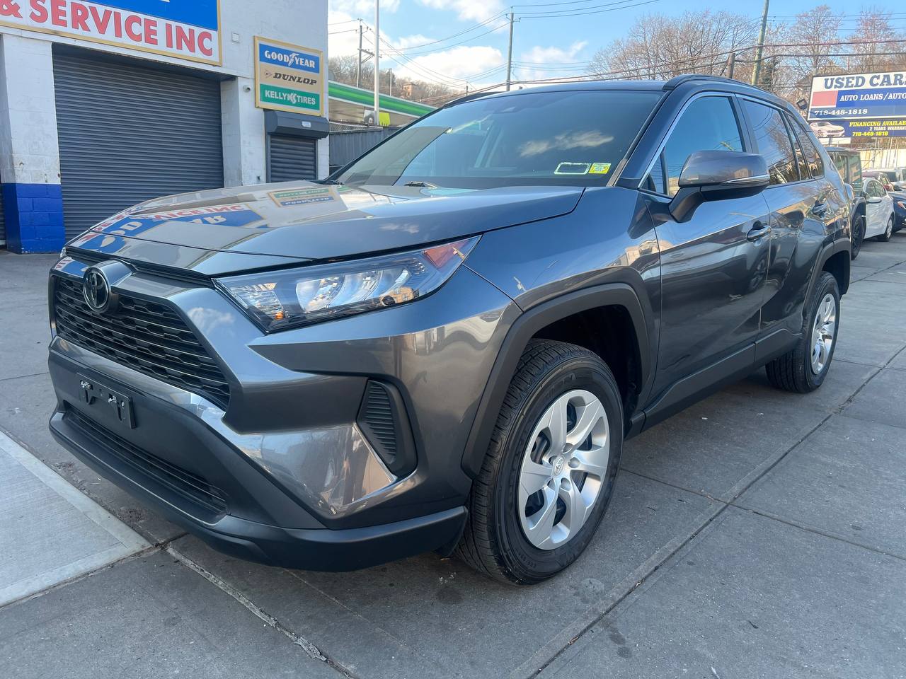 Used 2021 Toyota RAV4 LE AWD SUV 25,990.00