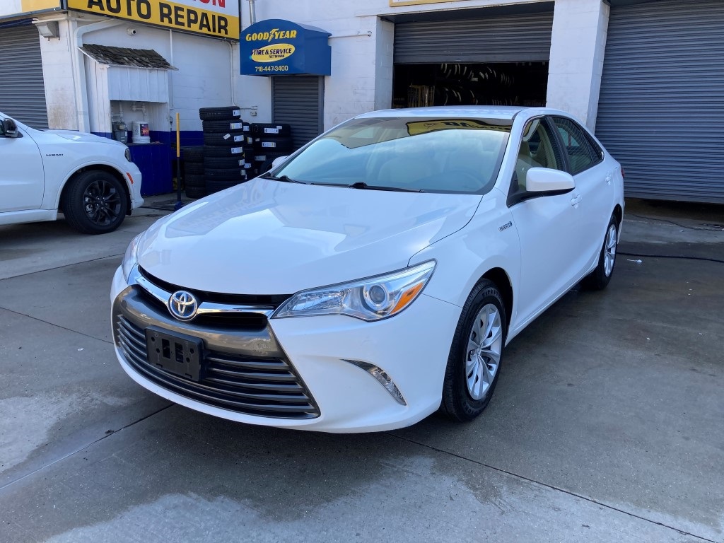 Used Car - 2016 Toyota Camry Hybrid LE for Sale in Staten Island, NY