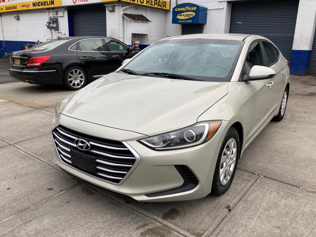 Used Car - 2017 Hyundai Elantra SE for Sale in Staten Island, NY