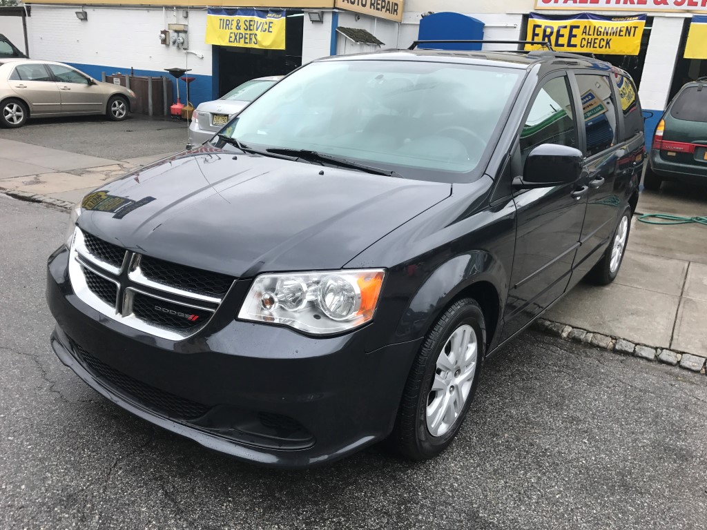 Used Car - 2014 Dodge Grand Caravan SXT for Sale in Staten Island, NY