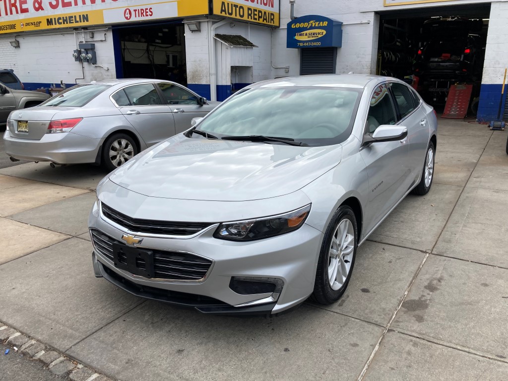 Used Car - 2018 Chevrolet Malibu LT for Sale in Staten Island, NY