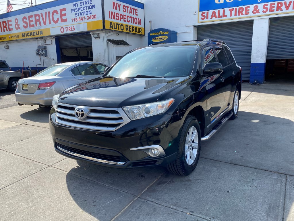 Used Car - 2013 Toyota Highlander SE AWD for Sale in Staten Island, NY