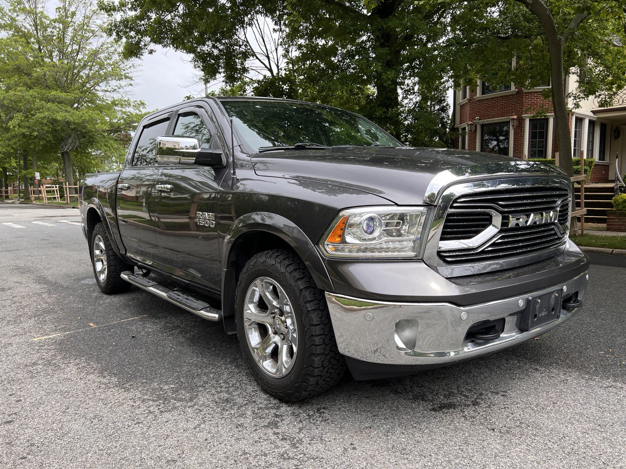 Used Car - 2016 RAM 1500 Laramie 4x4 4dr Crew Cab for Sale in Staten Island, NY