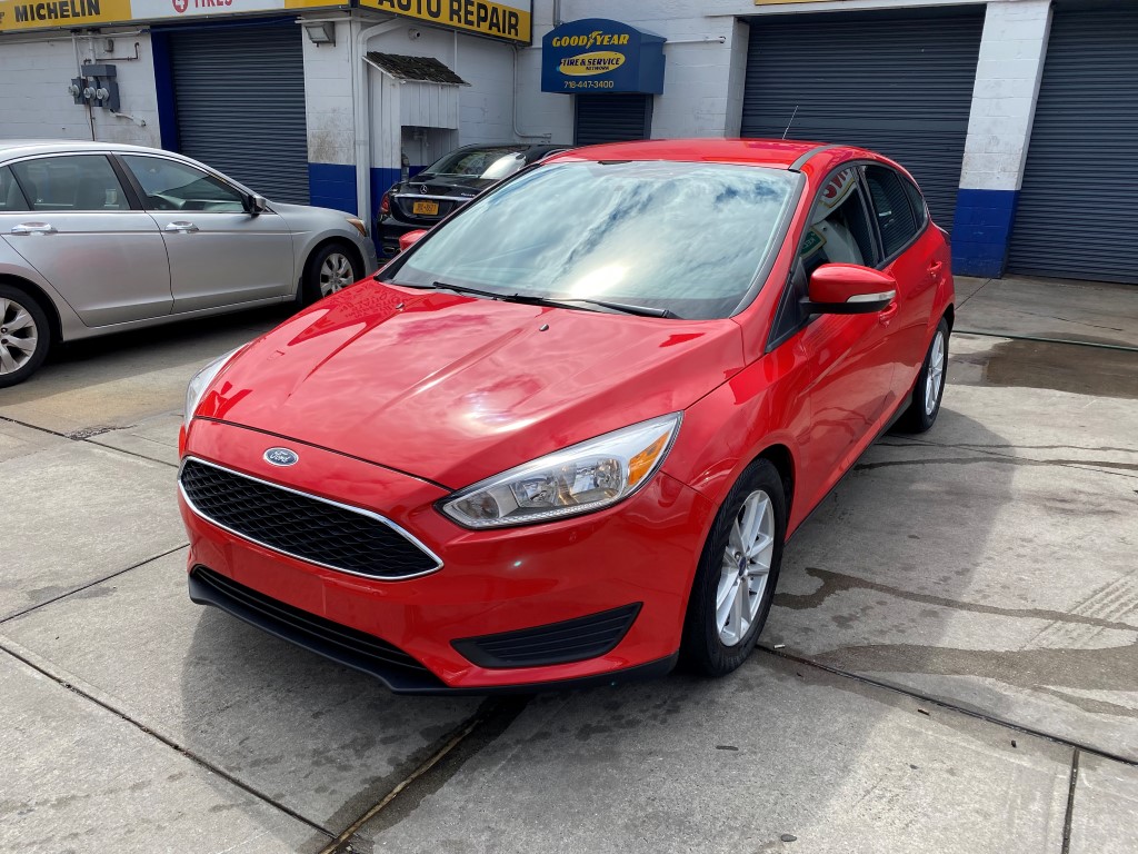 Used Car - 2017 Ford Focus SE for Sale in Staten Island, NY