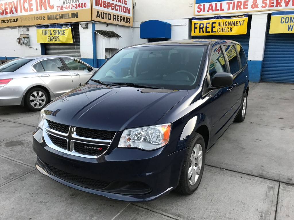 Used 2012 Dodge Grand Caravan SXT Minivan 7,790.00