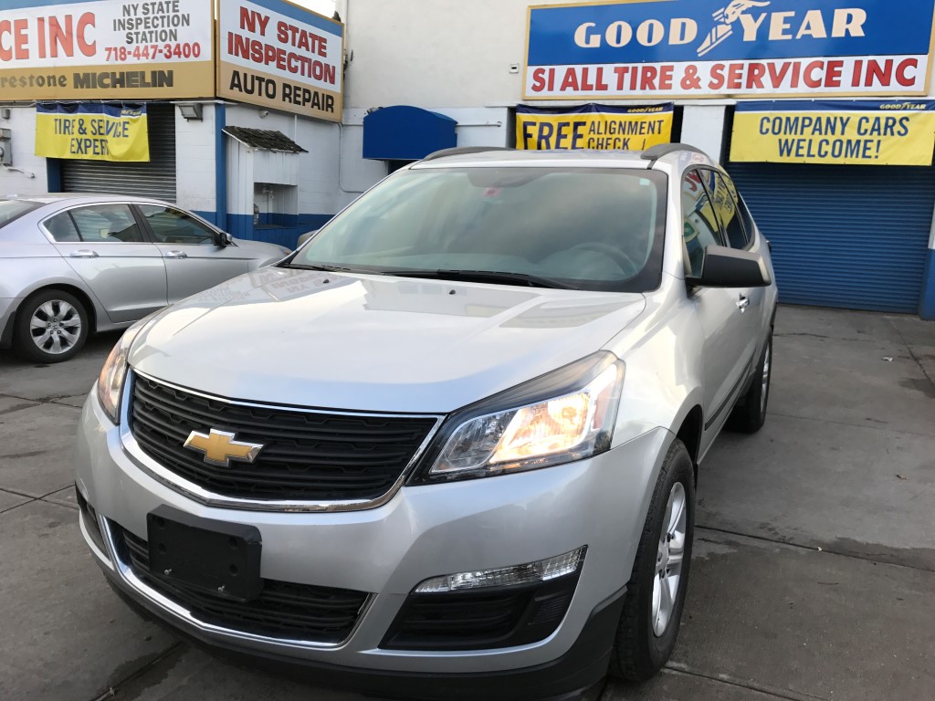 Used Car - 2015 Chevrolet Traverse LS for Sale in Staten Island, NY