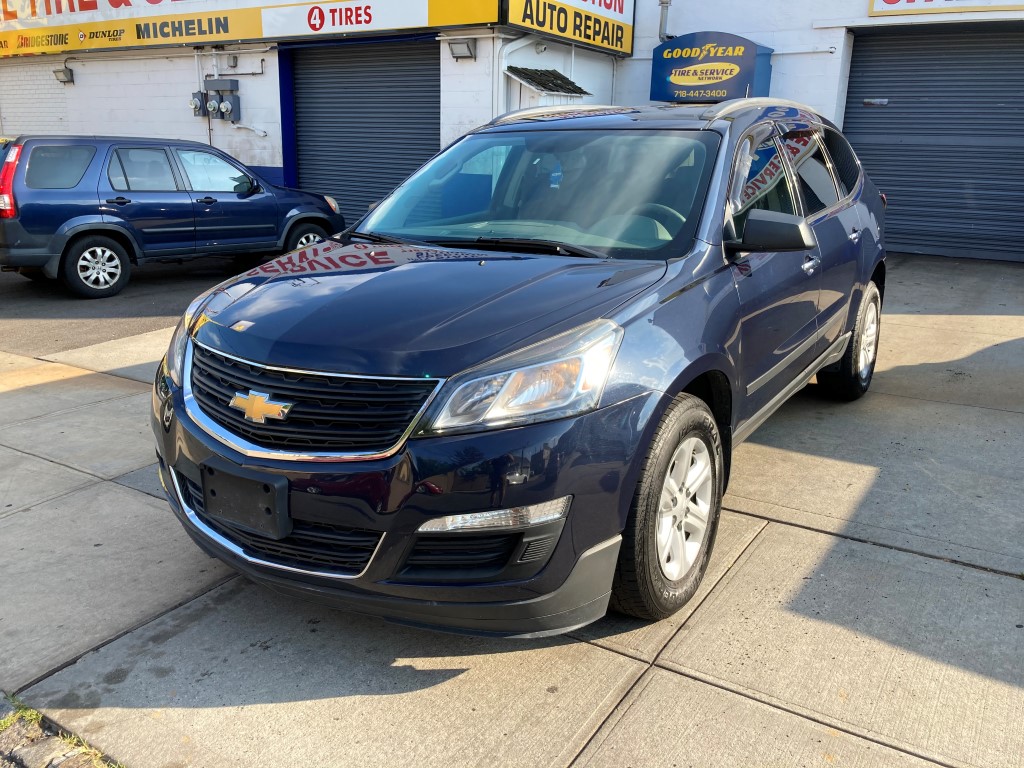 Used Car - 2014 Chevrolet Traverse LS AWD for Sale in Staten Island, NY