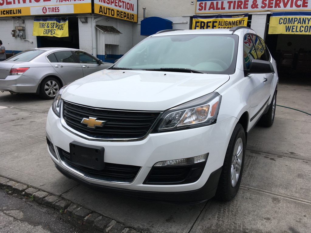Used 2016 Chevrolet Traverse LS SUV 15,390.00