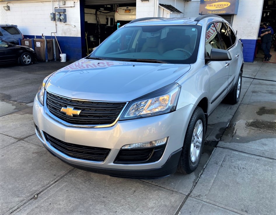 Used Car - 2017 Chevrolet Traverse LS for Sale in Staten Island, NY