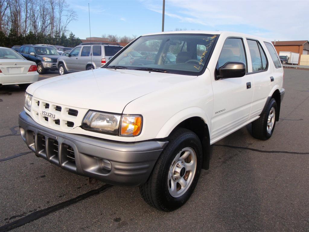 Used Car - 2002 Isuzu Rodeo for Sale in Brooklyn, NY