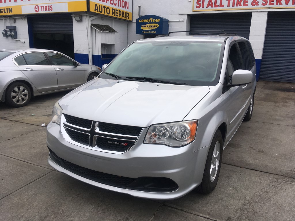 Used Car - 2012 Dodge Grand Caravan SXT for Sale in Staten Island, NY