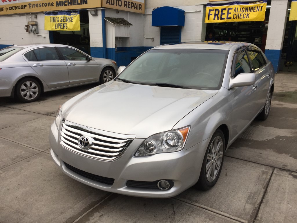 Used Car - 2010 Toyota Avalon for Sale in Staten Island, NY