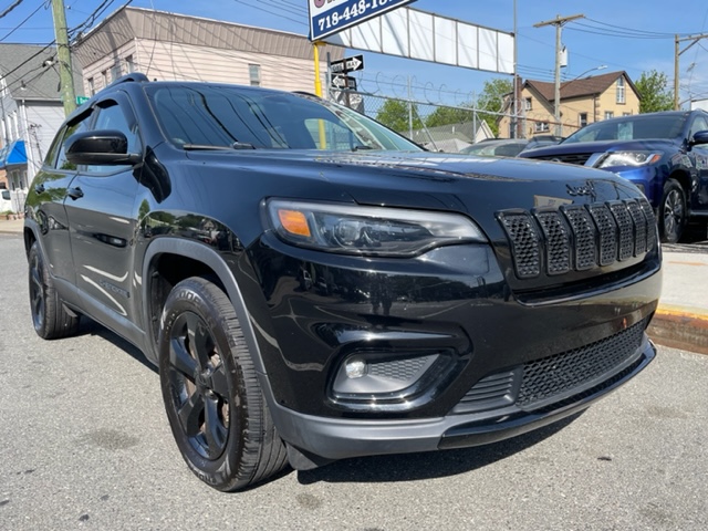 Used Car - 2019 Jeep Cherokee Altitude 4x4 for Sale in Staten Island, NY