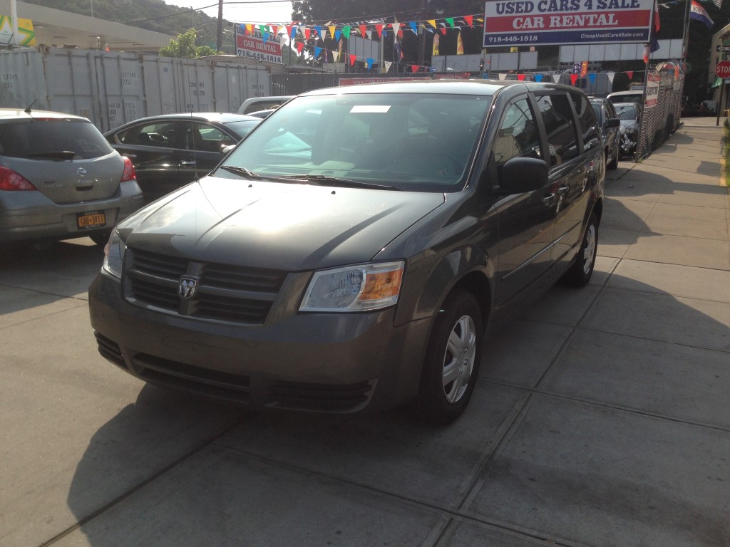 Used Car - 2010 Dodge Grand Caravan for Sale in Staten Island, NY