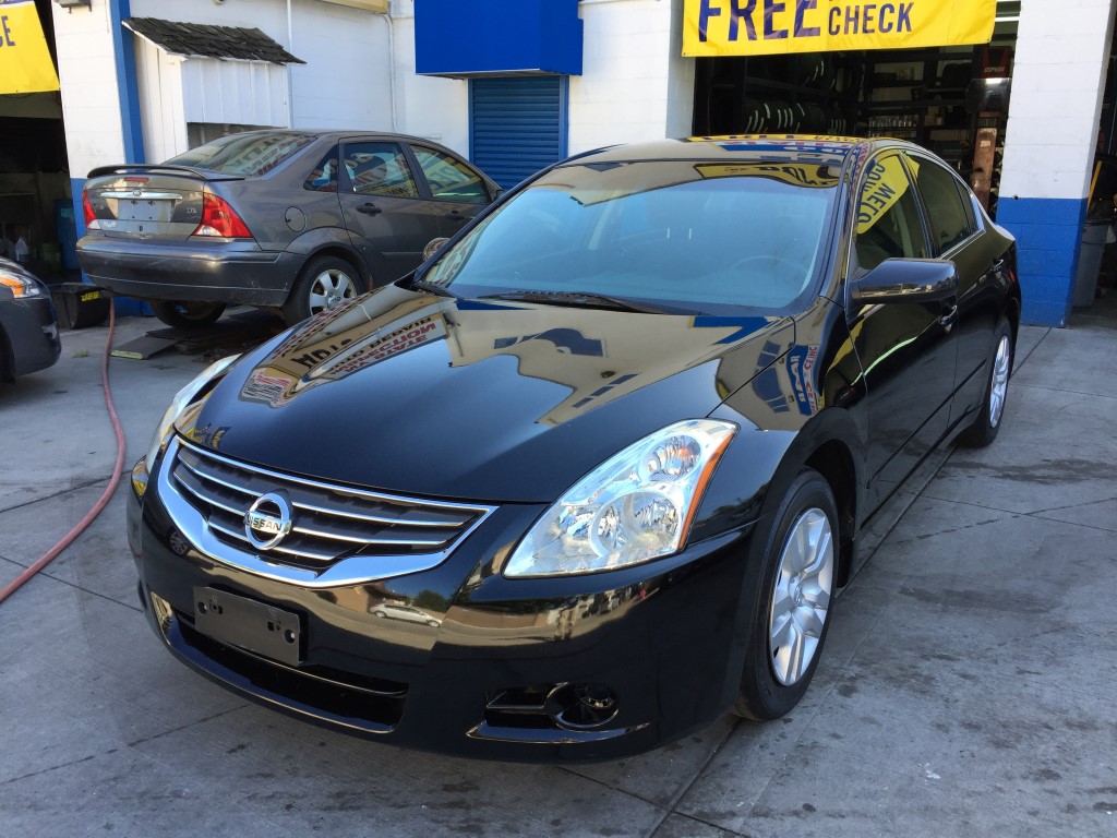 Used 2011 Nissan Altima S Sedan 8,690.00