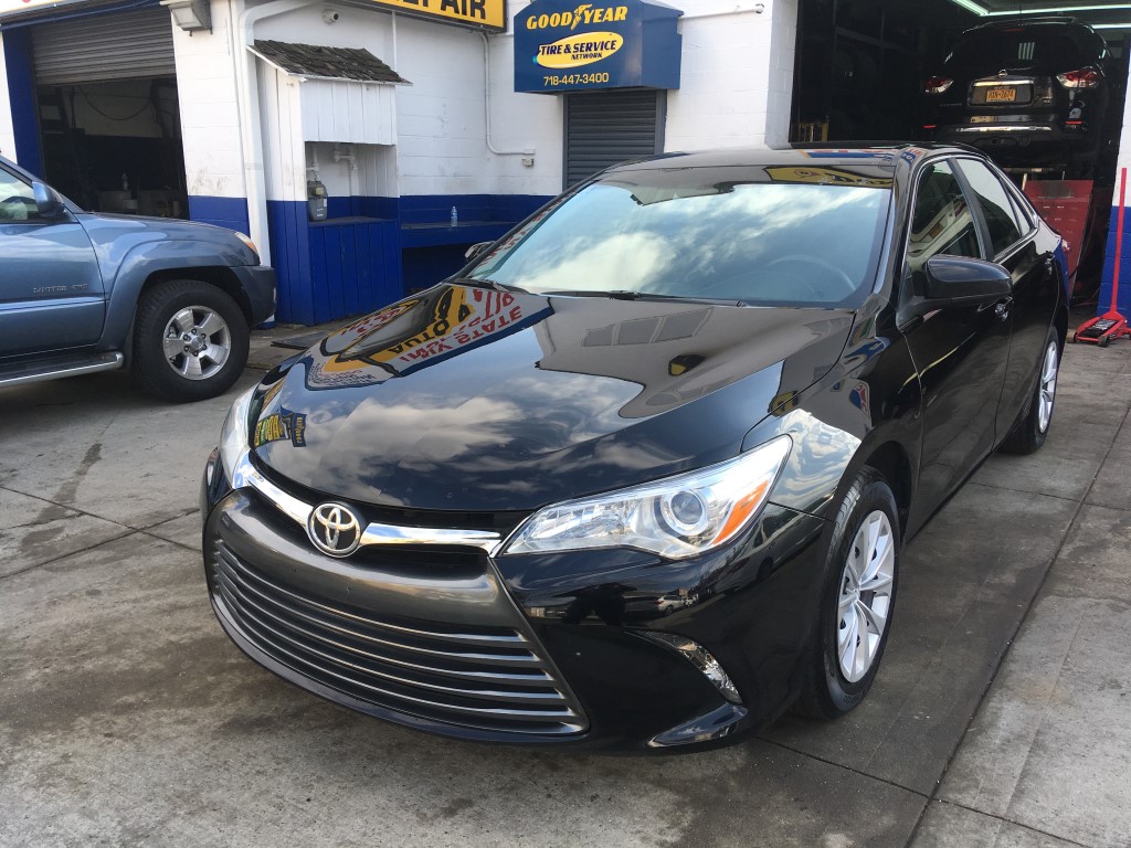Used Car - 2016 Toyota Camry LE for Sale in Staten Island, NY