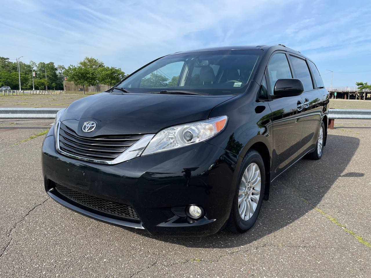 Used Car - 2015 Toyota Sienna XLE for Sale in Staten Island, NY