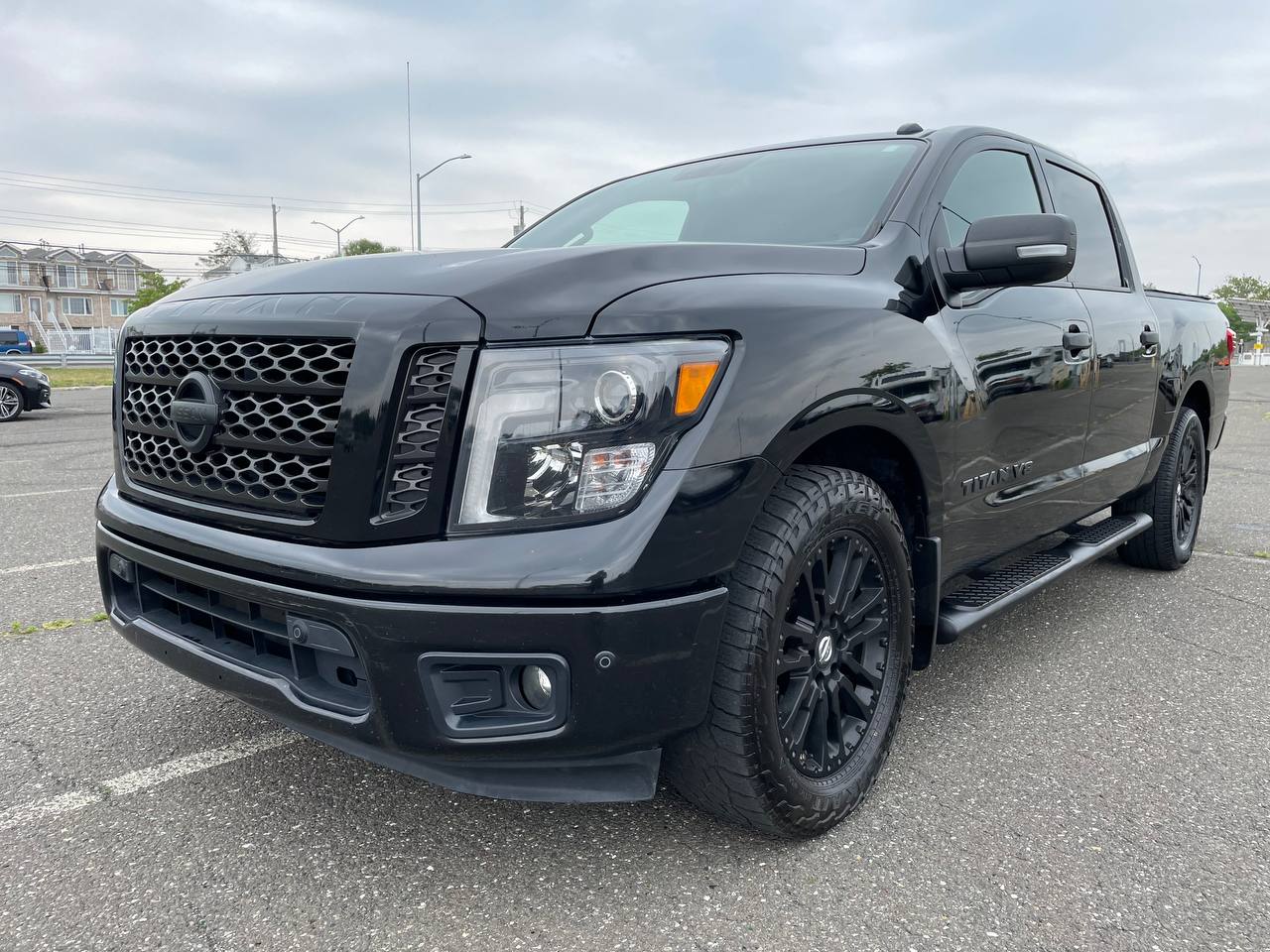 Used Car - 2018 Nissan Titan SV 4x4 Crew Cab for Sale in Staten Island, NY