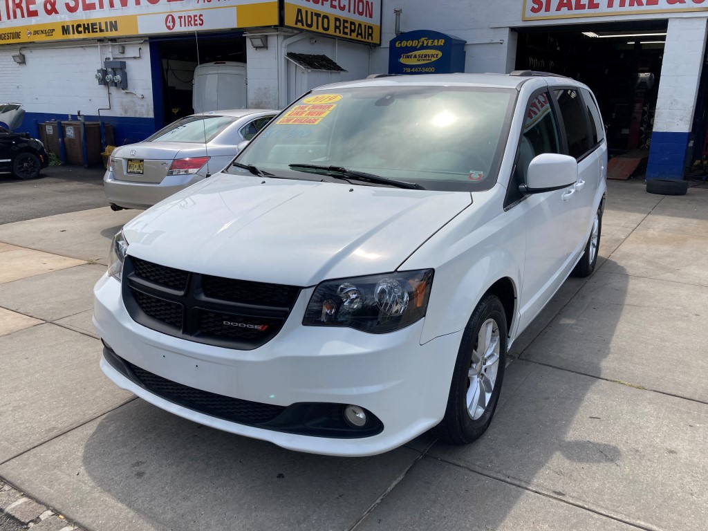 Used Car - 2019 Dodge Grand Caravan SXT for Sale in Staten Island, NY