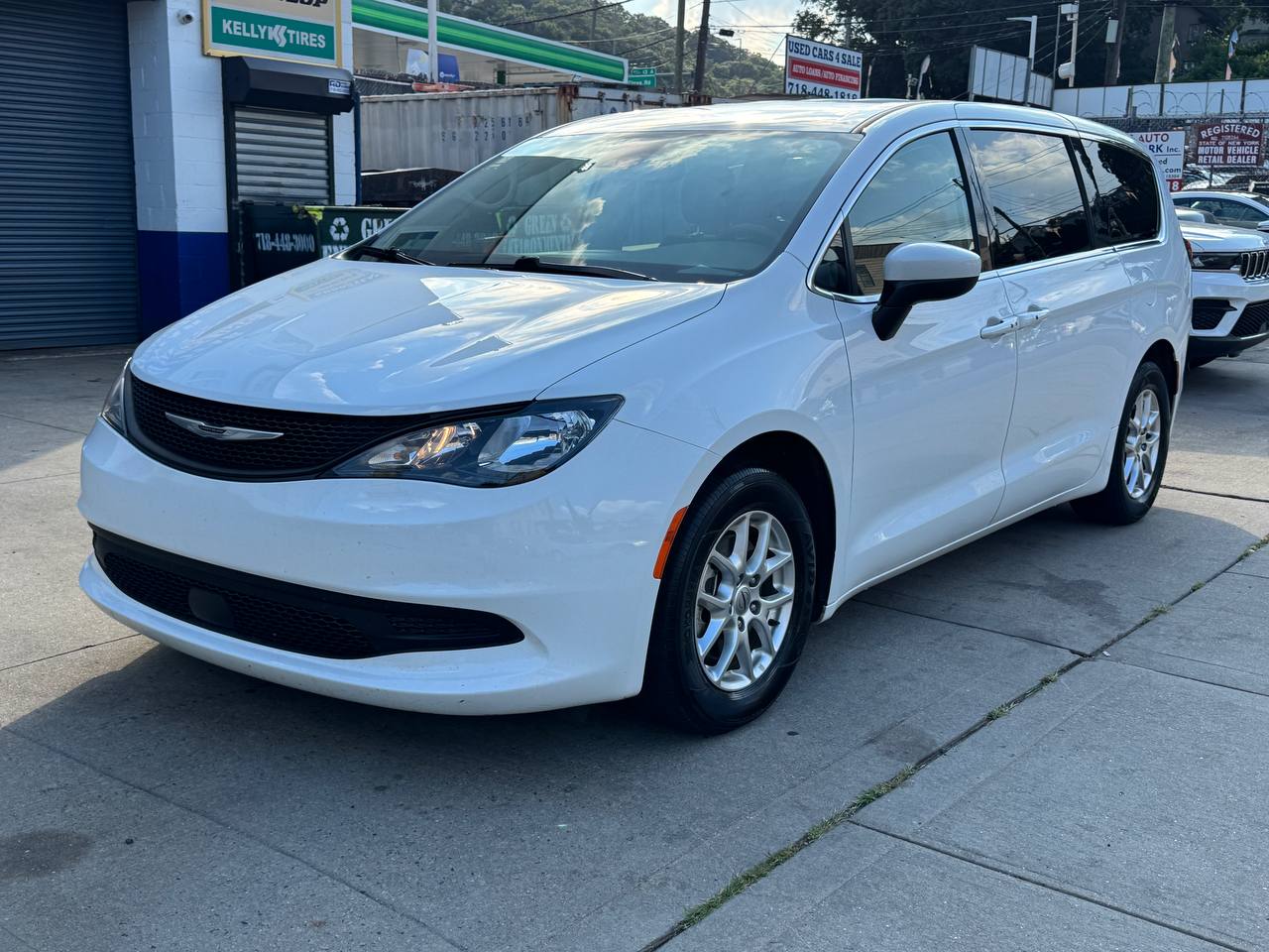 Used Car - 2021 Chrysler Voyager LX for Sale in Staten Island, NY