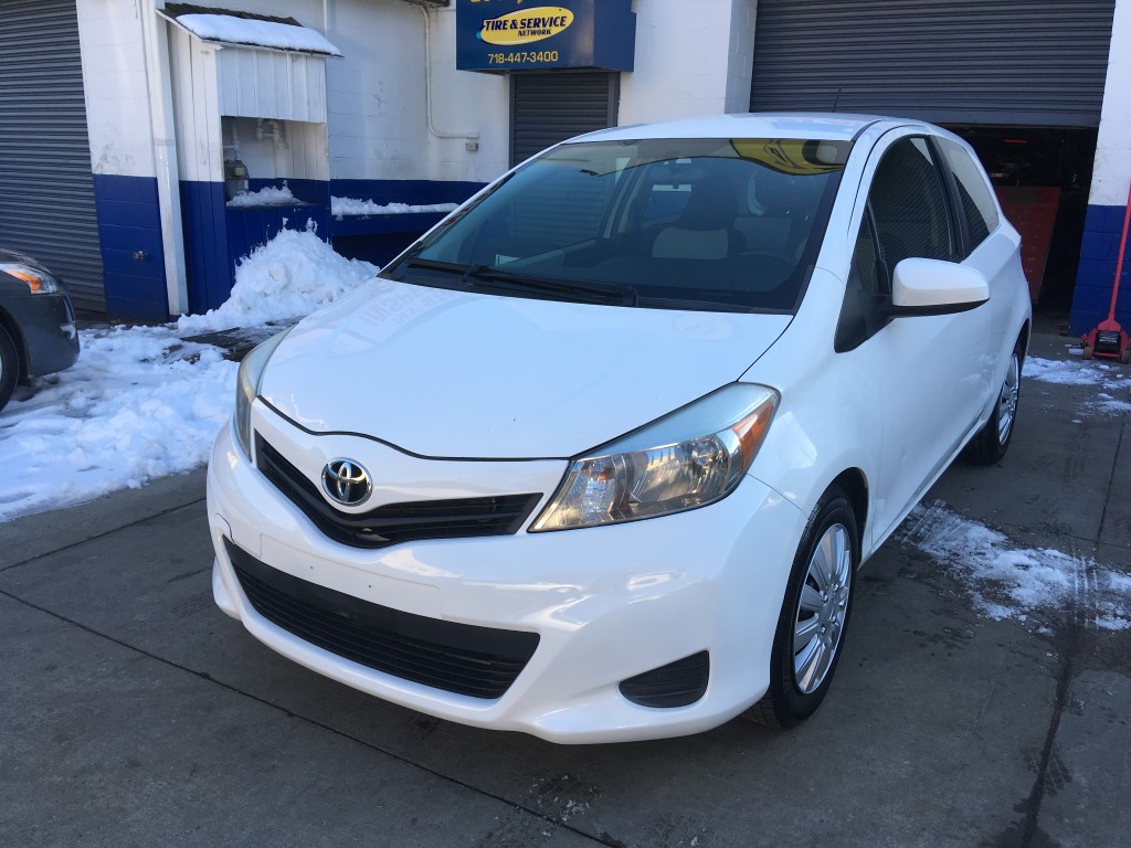 Used 2013 Toyota Yaris LE Hatchback 6,990.00
