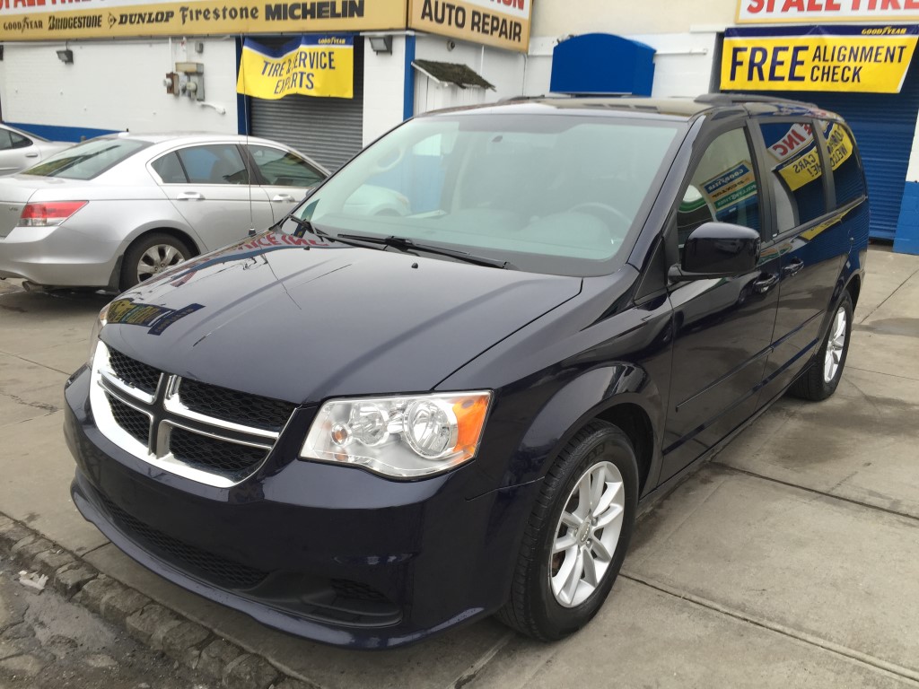 Used Car - 2013 Dodge Grand Caravan SXT for Sale in Staten Island, NY