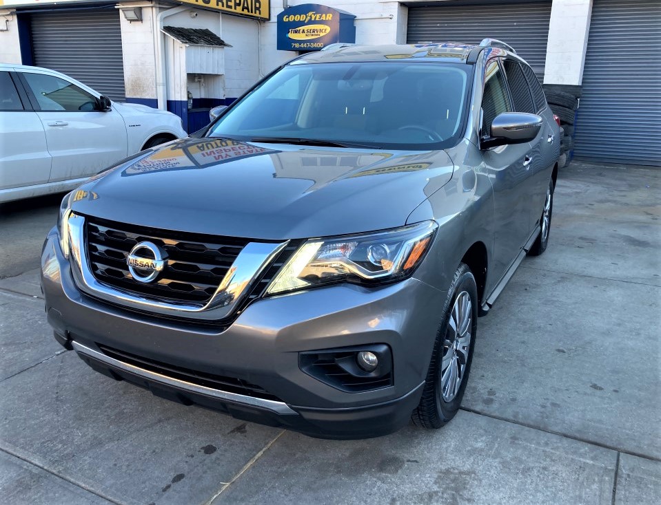 Used Car - 2020 Nissan Pathfinder SV 4x4 for Sale in Staten Island, NY