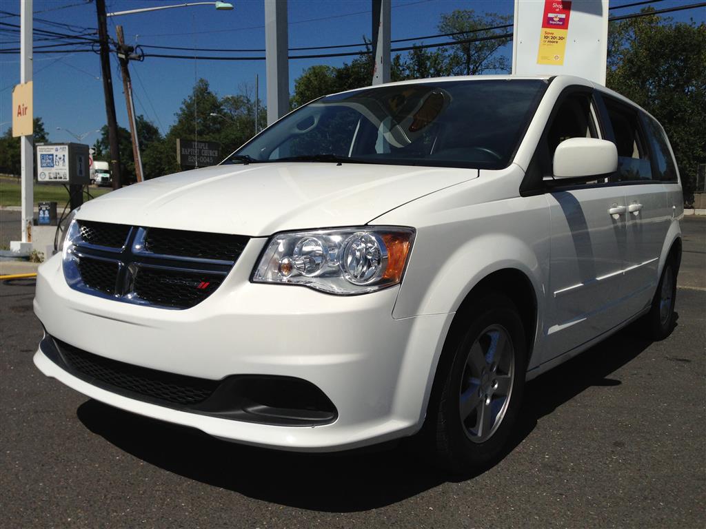 Used 2011 Dodge GRAND CARAVAN MAINSTREET MiniVan 9,690.00