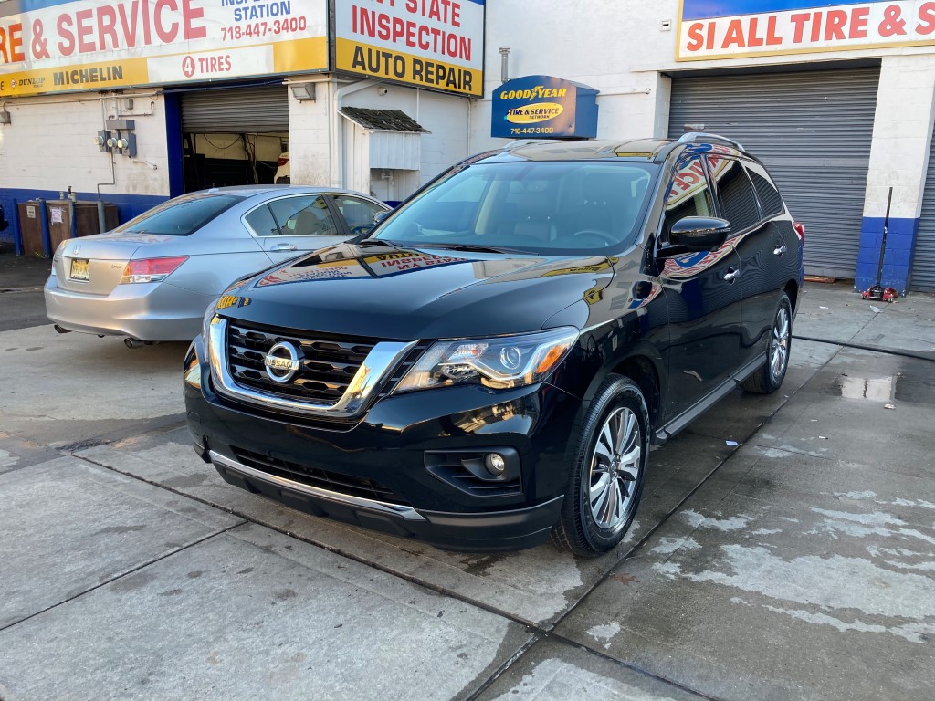 Used Car - 2019 Nissan Pathfinder SL for Sale in Staten Island, NY