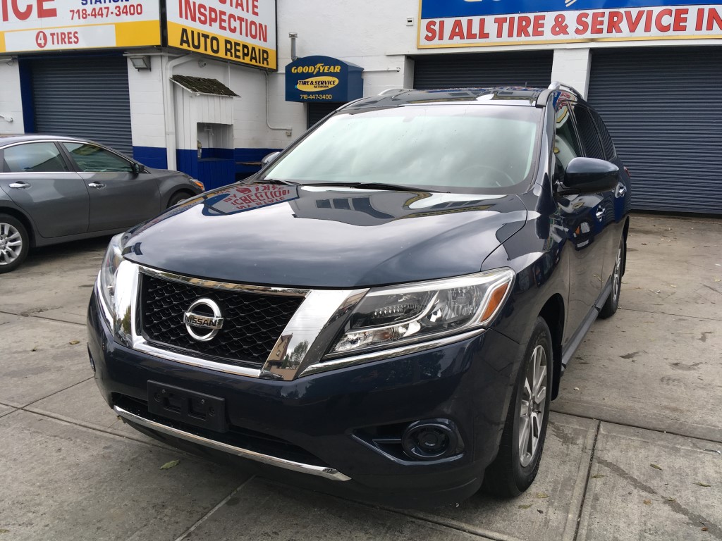 Used Car - 2013 Nissan Pathfinder SV 4x4 for Sale in Staten Island, NY