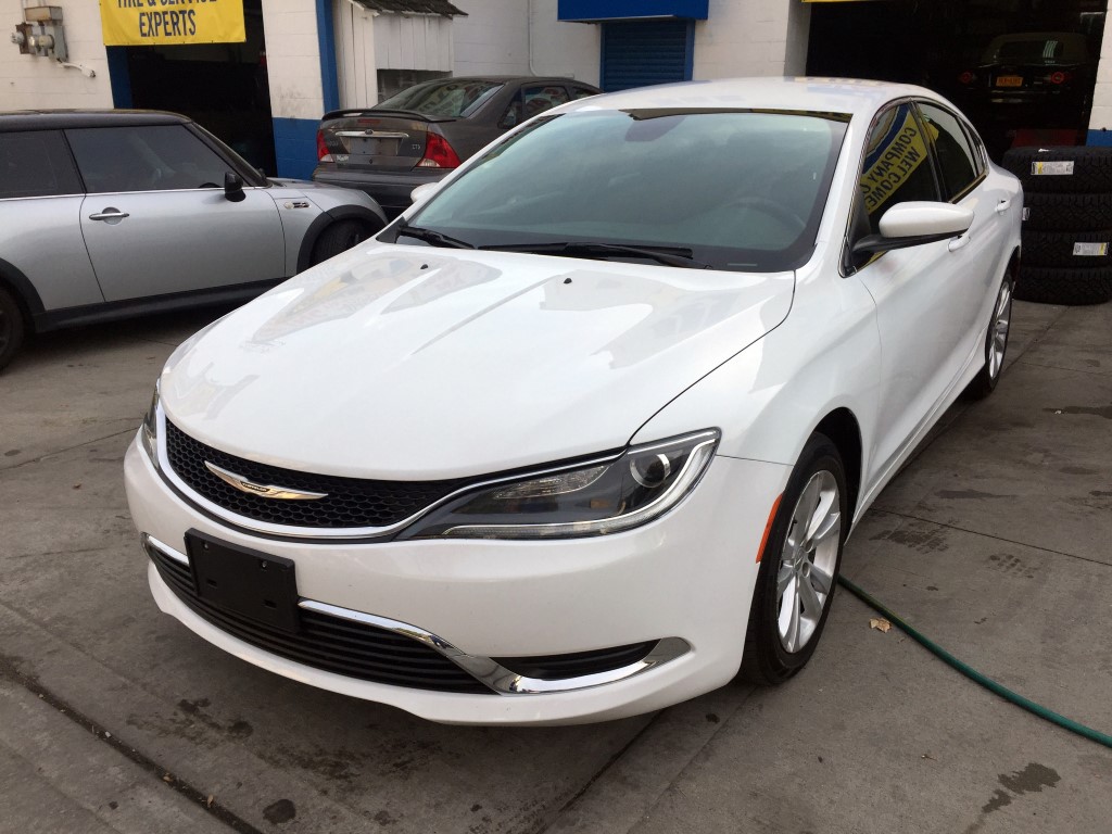 Used Car - 2015 Chrysler 200 for Sale in Staten Island, NY